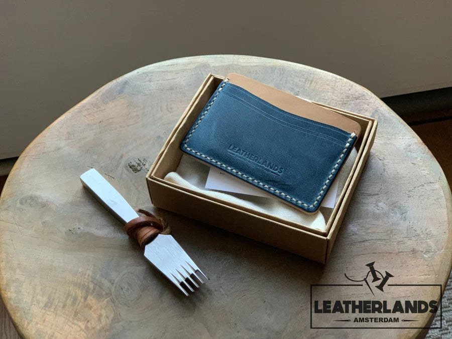 genuine leather Wallet all seasons